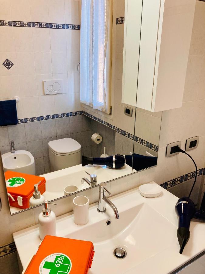 דירות בולוניה Tuliphouse Da Davide מראה חיצוני תמונה